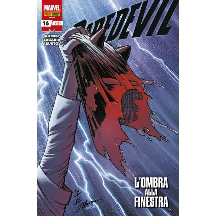 Pagina di copertina del fumetto Daredevil 161, pubblicazione di Panini Comics con illustrazione del supereroe Daredevil.